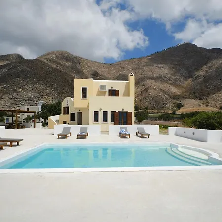 Private Evgenia With Swimming Pool *