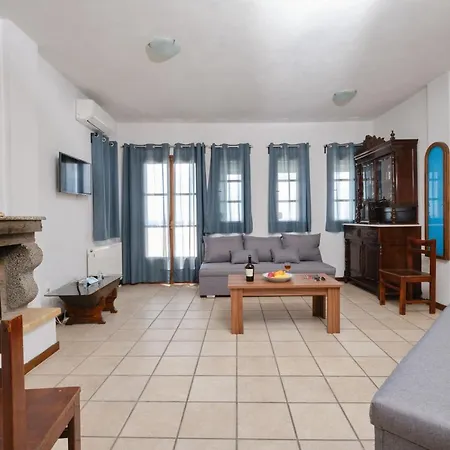 וילה Private Evgenia With Swimming Pool *