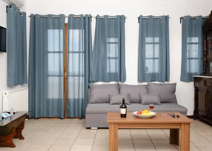 Private Evgenia With Swimming Pool *