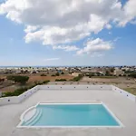 Private Evgenia With Swimming Pool Перисса