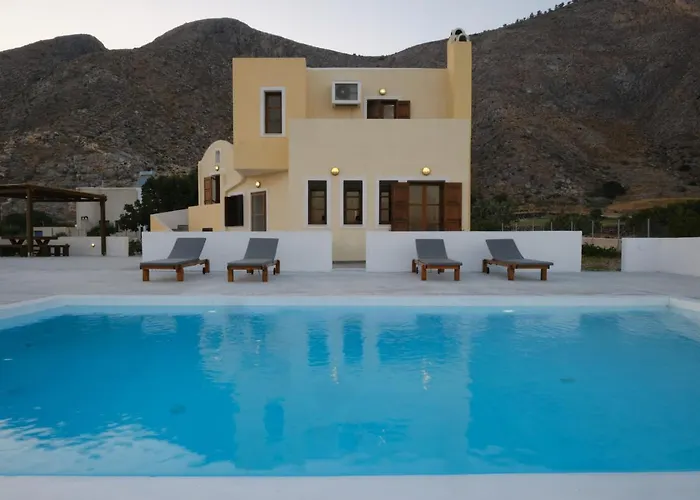 فيلة Private Evgenia With Swimming Pool بيريسا